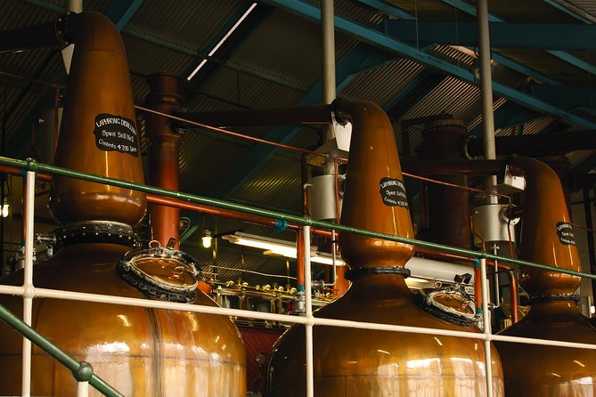 4-Day Islay & Whisky Tour Including Admissions from Edinburgh - Bowmore cottages and the practical side of the stay