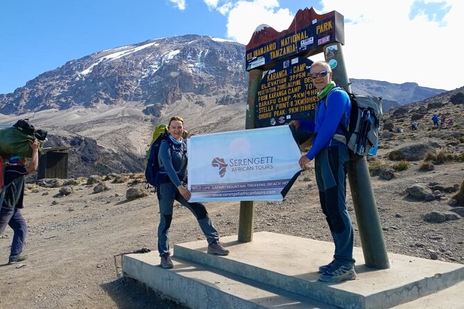7 days Kilimanjaro climb via Machame route (Whiskey route) - Day 6: Stella Point, Uhuru Peak, and the long descent