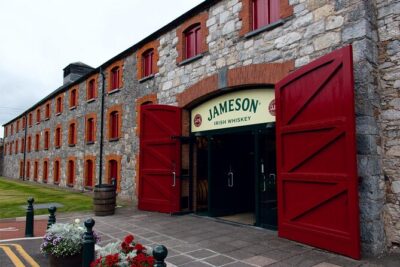 Blarney Castle Cork City and Jameson Distillery Small groups