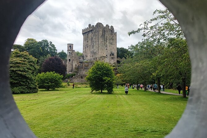 Blarney Castle Cork City and Jameson Distillery Small groups - Who will enjoy this seven-hour itinerary