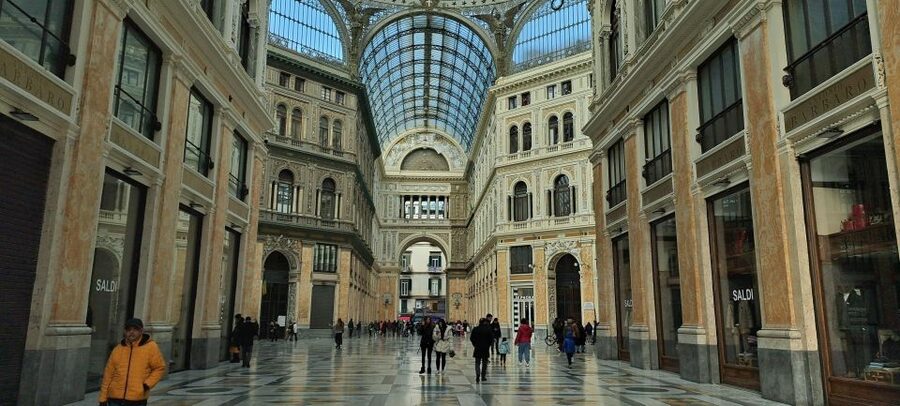 Bourbon Naples: Exclusive guide and Royal Palace pass - Starting at Neptune Fountain and Municipio Square