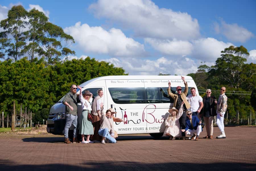 Brisbane: Tamborine Wine & Distillery Tour - The minibus ride from Brisbane