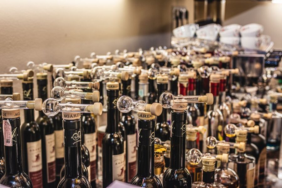 Budapest: Hungarian Whisky, Gin, and Pálinka Tasting - What the $245 price really covers