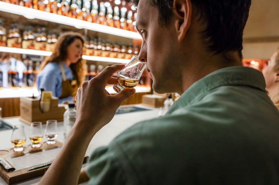 Buffalo Trace Distillery: Whiskey Tasting Experience - A Kentucky tasting room in the middle of Covent Garden