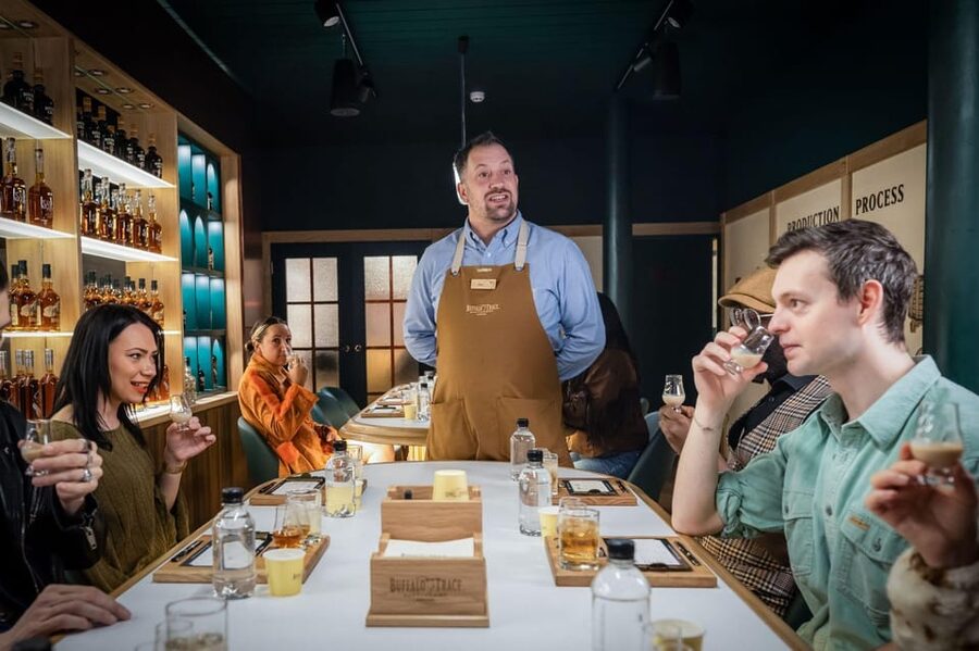 Buffalo Trace Distillery: Whiskey Tasting Experience - Buffalo Trace Bourbon is your starting point