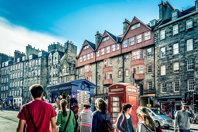 Cellar Of Scotland Walking Tour, taste Edinburgh's finest drinks - The optional Scottish cheese and meat board