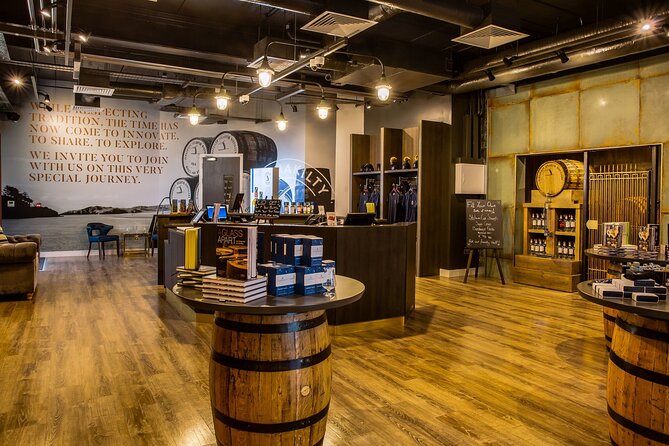 Clonakilty Distillery: Tour & Classic Whiskey Tasting - Following whiskey through a working distillery