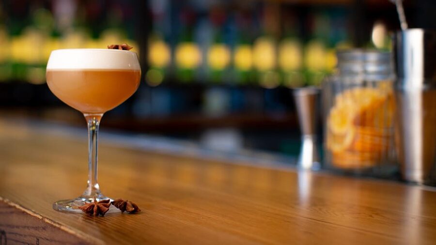 Cork: Jameson Cocktail Making Class at Midleton Distillery - Who will enjoy this most