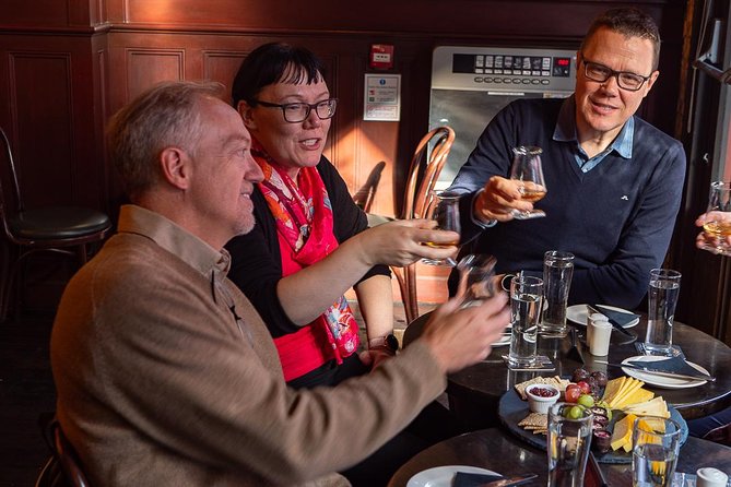 Deluxe Whiskey and Food Tasting in Dublin - Starting at Lincoln’s Inn