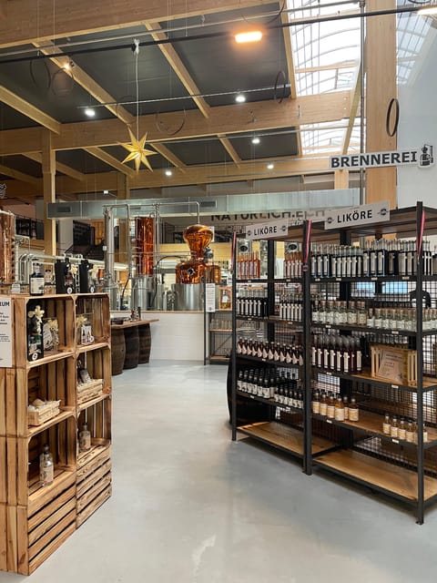 Distillery tour with guide! - Key points at a glance