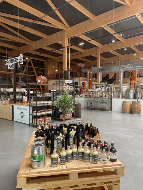 Distillery tour with guide! - From distillates and liqueurs to the bottle