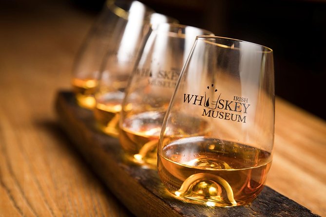 Dublin Irish Whiskey Museum and Gallery Guided Tour with Tasting - Starting with uisca beatha