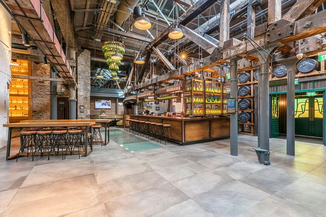Dublin Jameson Distillery Bow St. Tour and Tasting 45 mins - JJ’s Bar is part of the experience