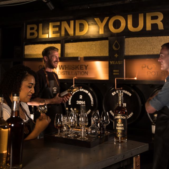 Dublin: Jameson Distillery Whiskey Blending Class - The opening lesson: how Black Barrel comes together