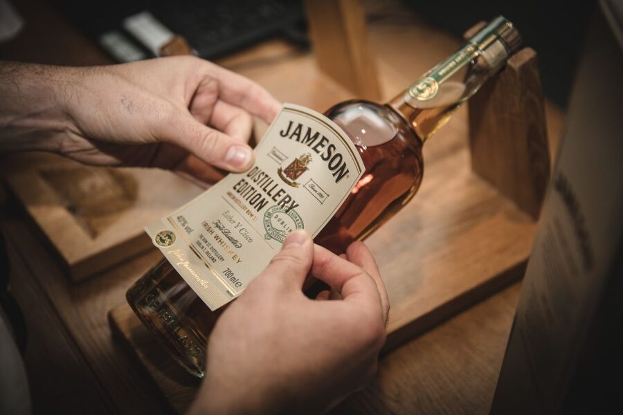 Dublin: Jameson Whiskey Distillery Tour with Tastings - Key points to know