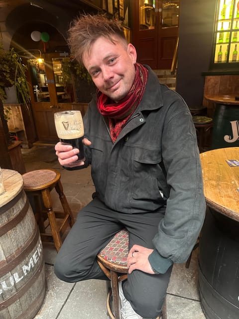 Dublin: Pub Tour. Pour The Perfect Guinness, Whiskey & Music - Finishing at The Cobblestone
