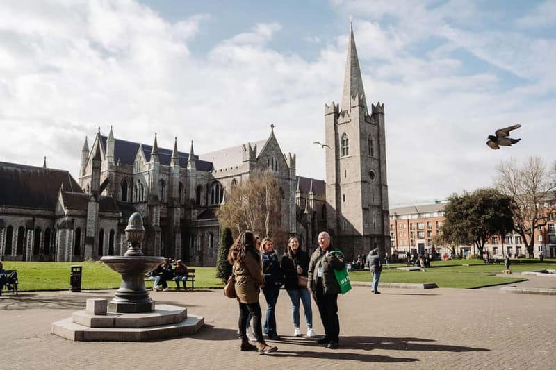 Dublin: Trinity College, Castle, Guinness and Whiskey Tour - What you really see at Dublin Castle