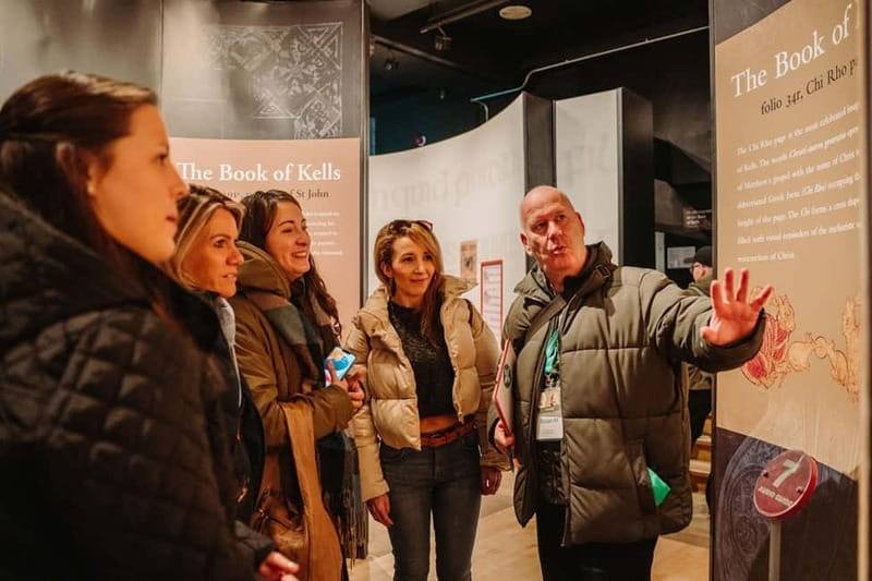 Dublin: Trinity College, Castle, Guinness and Whiskey Tour - Walking from Trinity to Dublin Castle