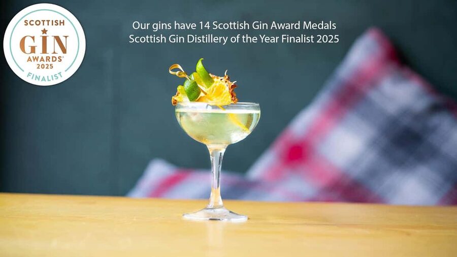 Edinburgh: Gin Tour & Tasting - South Loch Distillery - Ending with a South Loch cocktail