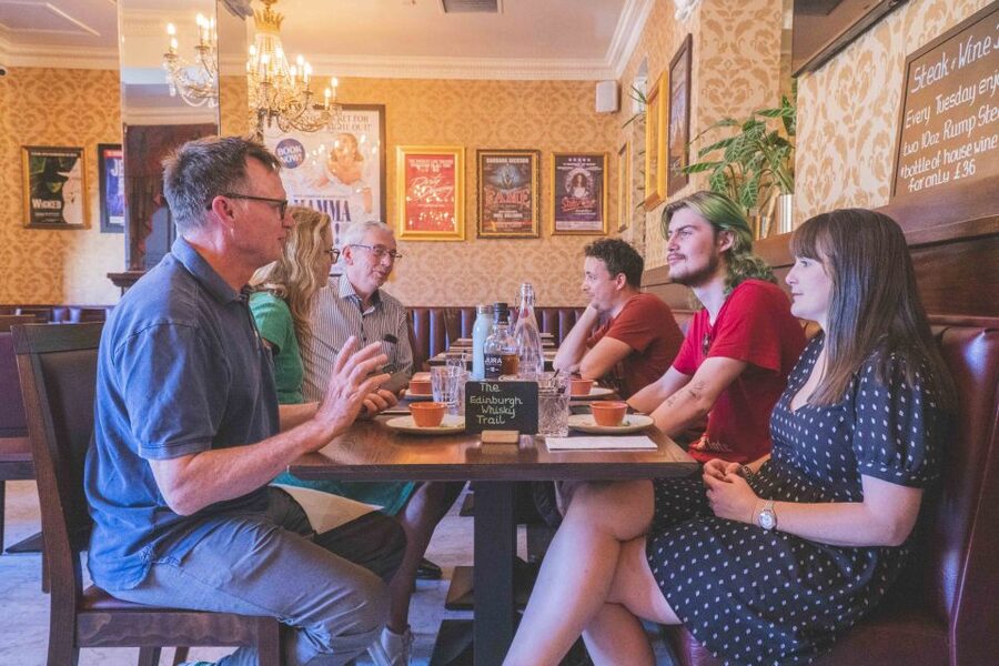 Edinburgh: Guided Whisky Tasting & Walking Tour - Key points to know before booking