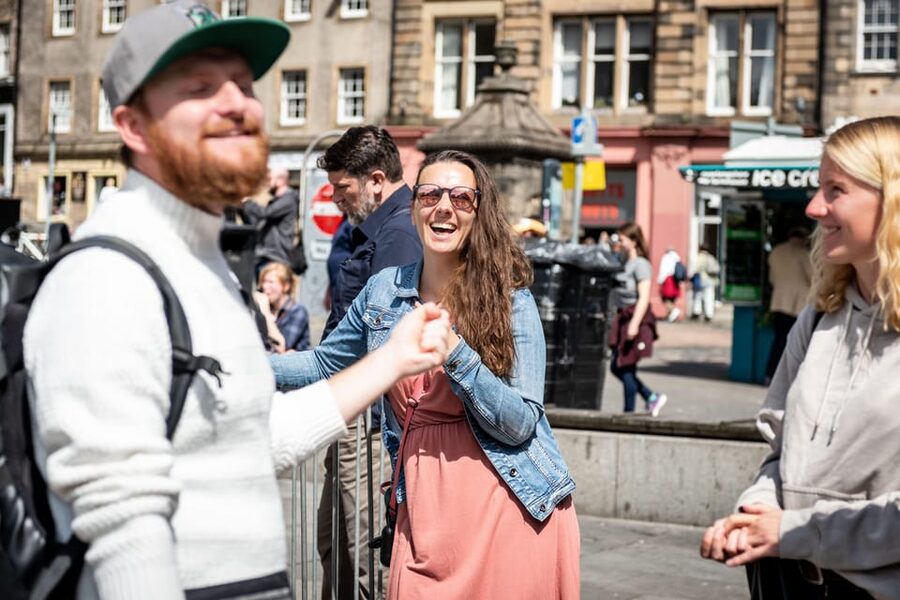 Edinburgh: Harry Potter Guided Tour With A Whisky Tasting - Old College and Edinburgh’s cobbled streets