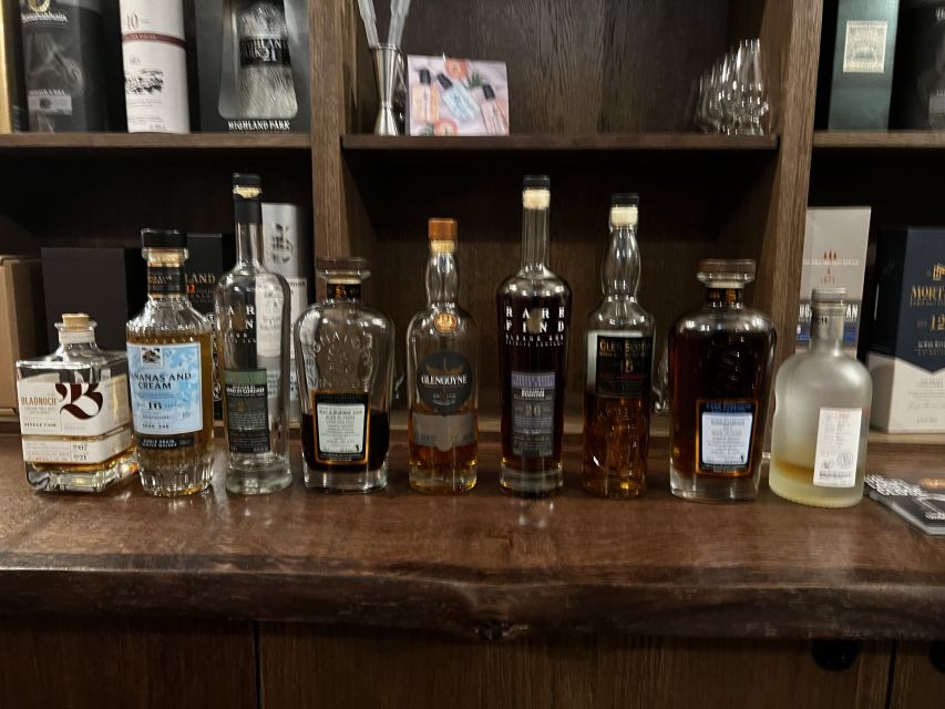 Edinburgh: Harry Potter Walking Tour and Whisky Tasting - Old Town lanes and Greyfriars Kirkyard