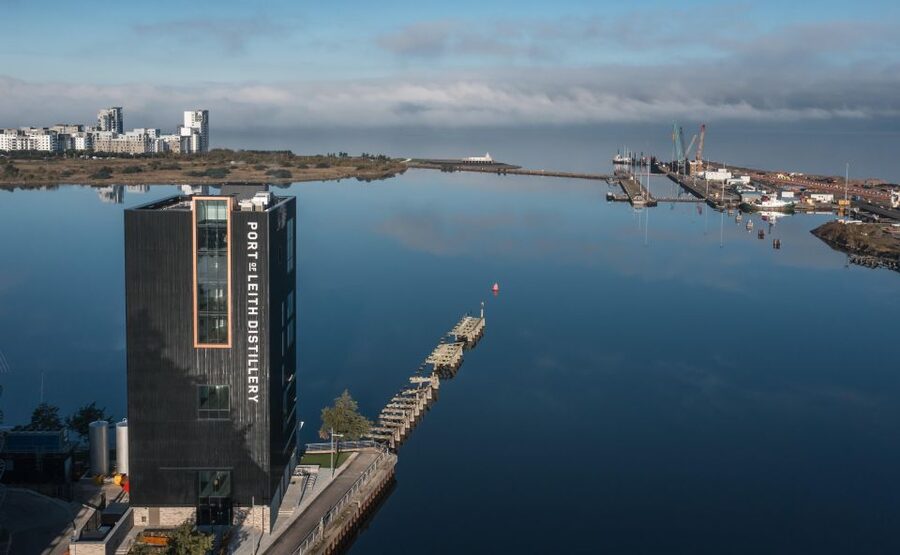 Edinburgh: Port of Leith Distillery Tour & Tasting - Views, cocktails, and the upper-floor bar