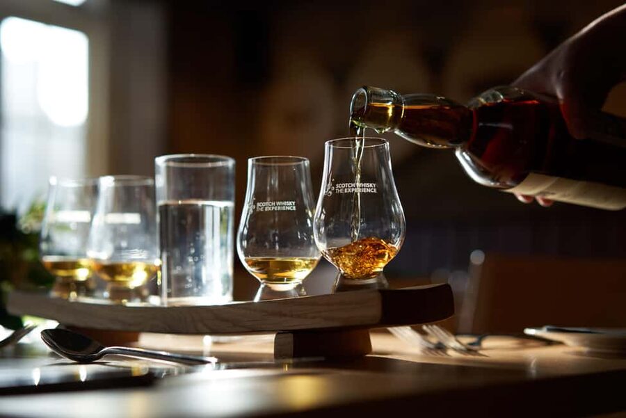 Edinburgh: Scotch Whisky Tasting & 3 Course Dinner - The Scotch collection viewing