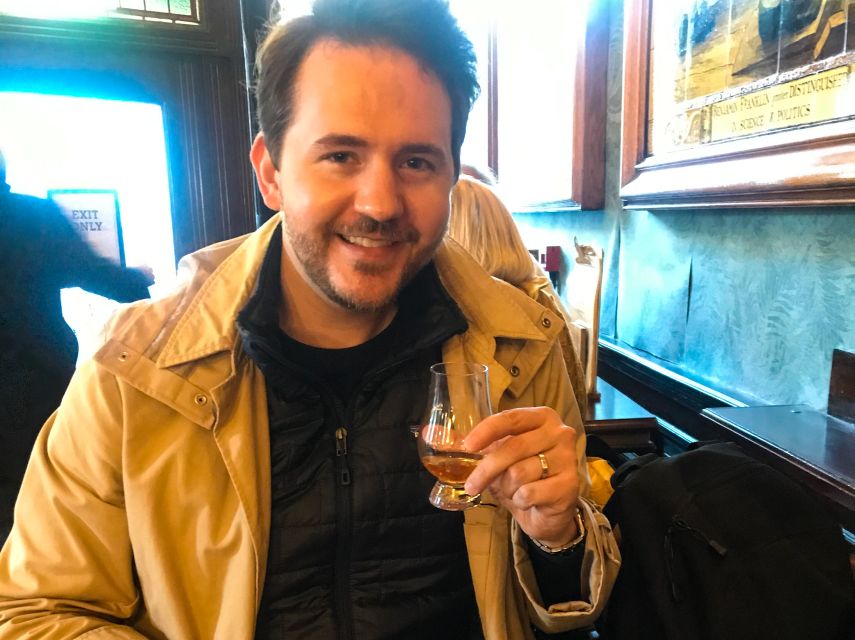 Edinburgh: Scottish Whisky Tasting with a Local Expert - Four Scottish whiskies without leaving Edinburgh
