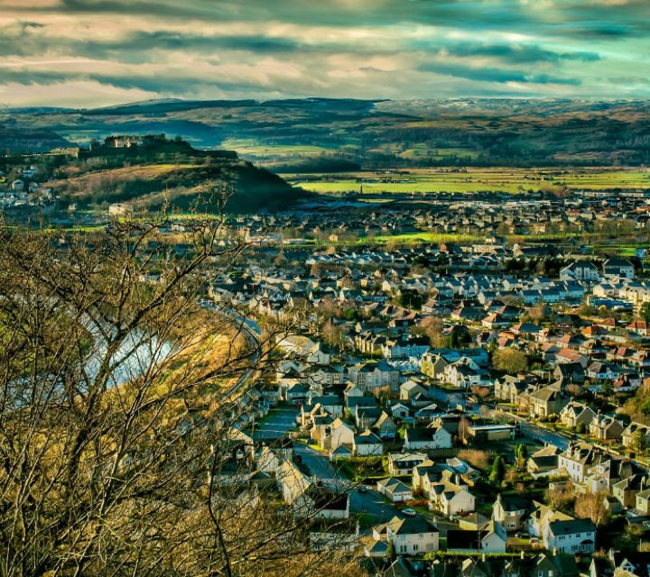 Edinburgh: Stirling, Whisky and St Andrews Tour in Spanish - Should you book it?
