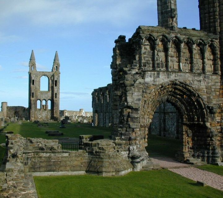 Edinburgh: Stirling, Whisky and St Andrews Tour in Spanish - What $70 really covers