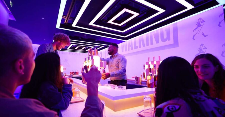 Edinburgh: The Johnnie Walker Whisky Experience - The Johnnie Walker story comes through performance