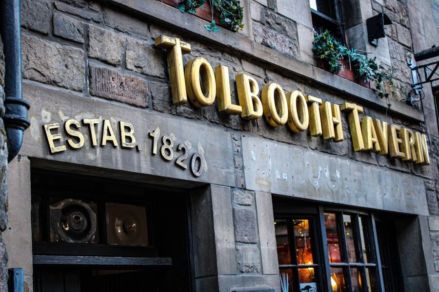 Edinburgh: Tolbooth Tavern Haggis Taster & Whisky Sampling - One Dram, Not a Whisky Flight
