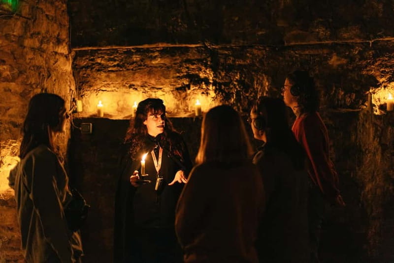 Edinburgh: Underground Vaults Evening Ghost Tour with Whisky - Megget’s Cellar and the drink at the end