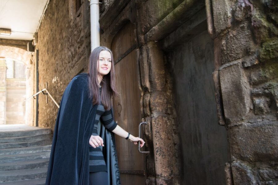 Edinburgh: Underground Vaults Evening Ghost Tour with Whisky - Who will enjoy this tour most