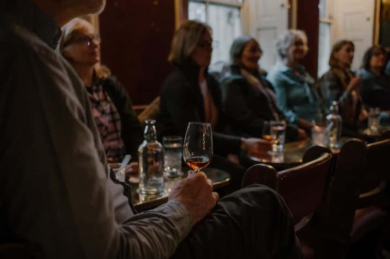 Edinburgh: Whisky Tasting and Storytelling in a Historic Pub - FAQ
