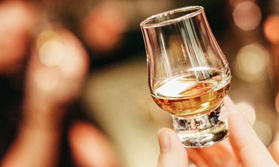 Edinburgh: Whisky Tasting with History and Storytelling - Key points at a glance