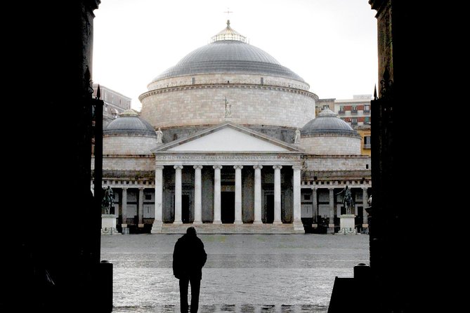 Exciting private tour of the Royal Palace and Bourbon Gallery - Why this Naples route works so well
