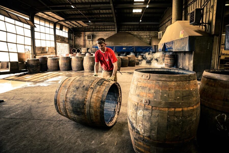 Glasgow: Go Drinking whisky with a Scotsman - What the 90 minutes really includes