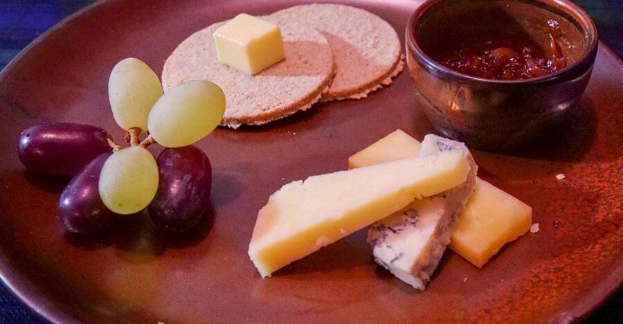 Glasgow: Whisky tasting and Scottish Cheeseboard - Is $47 a fair price?