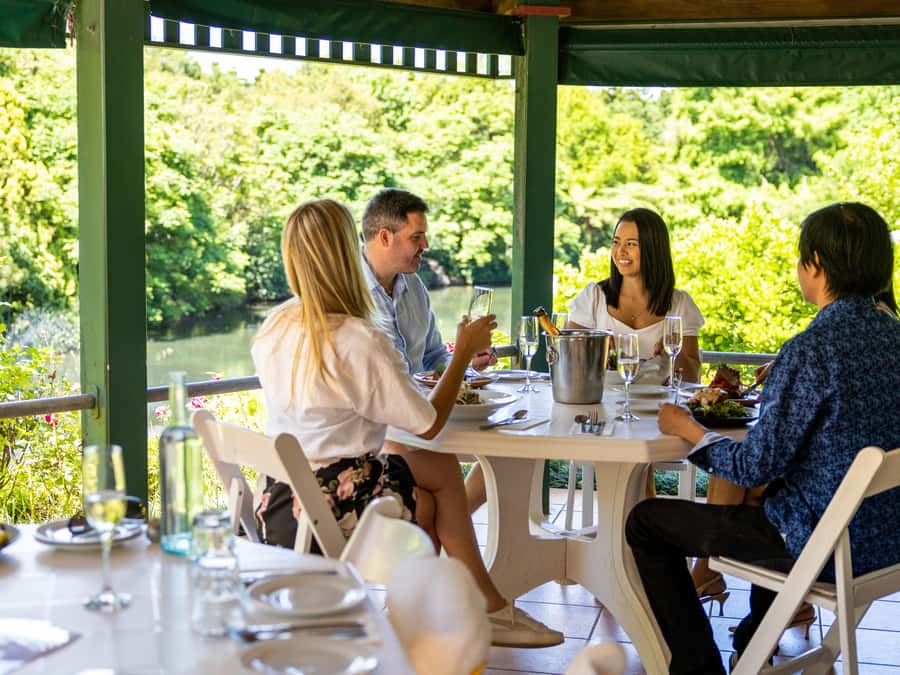 Gold Coast: Premium Wine Tour with Gourmet Lunch - A longer winery visit and the cheese stop