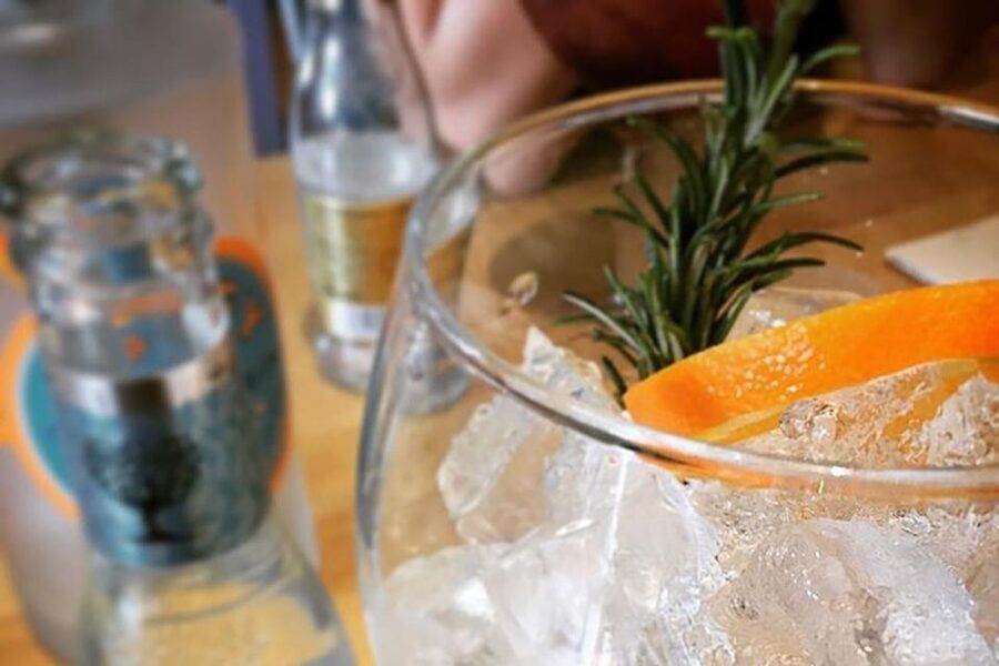 Haggis paired with whisky & gins in 56 North distillery! - The whisky dram: a small taste with a big role