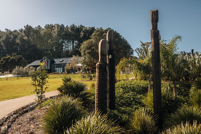 Heke Brewery and Distillery Tour in Waiheke Island with samples - Making time for food and the grounds