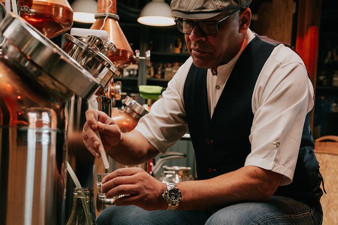 Hooting Owl Distillery York - Distillery Tour & Gin Tasting - Why the guides matter