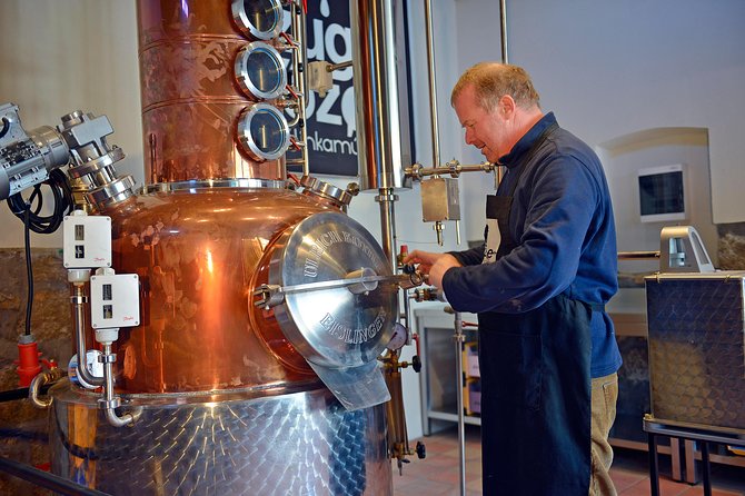 Hungarian pálinka distillery visit and tasting - Practical tips for making the visit better