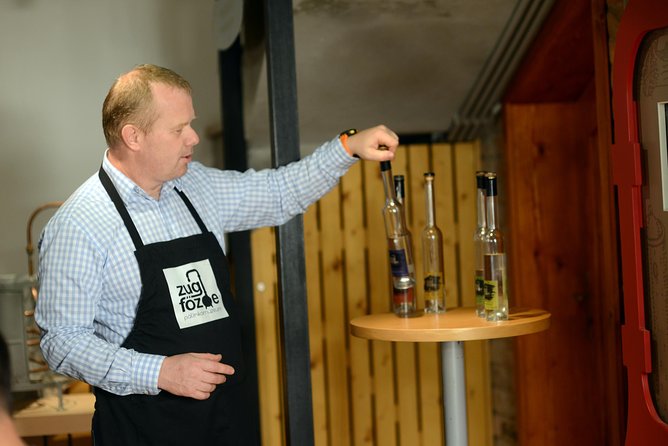 Hungarian pálinka distillery visit and tasting - Behind the scenes at the distillery