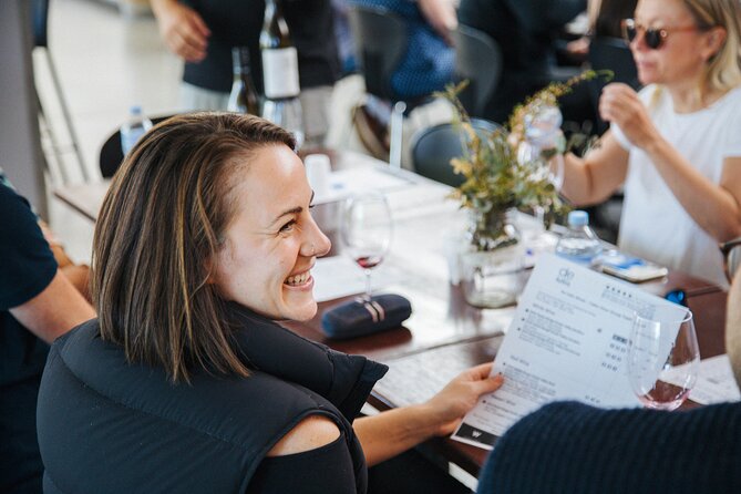 Hunter Valley Wine Tour ex Hunter Valley - Lunch, Cheese, Chocolate, Distillery - Starting at 7:15 am in the Hunter Valley