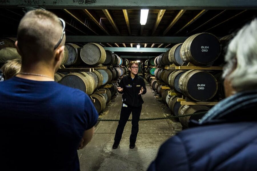 Invergordon: Inverness, Cawdor Castle & Highland Whisky Tour - One hour and 15 minutes in Inverness