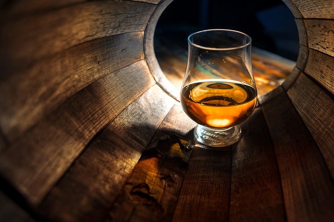 INVERGORDON PORT Tour Dunrobin, Dornoch & Distillery - The final whisky stop