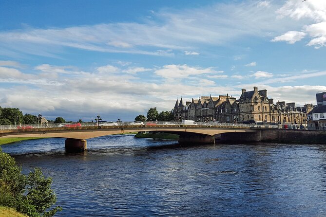 Invergordon Shore Excursion: Inverness, Cawdor Castle & Whisky - Leaving Invergordon at 9:00 a.m.